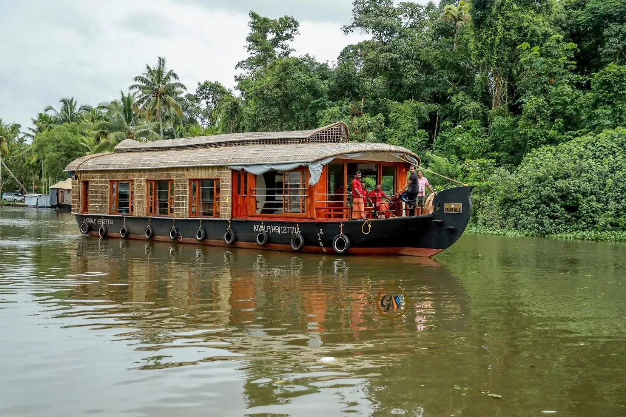 Grand Villa Houseboat Kumarakom